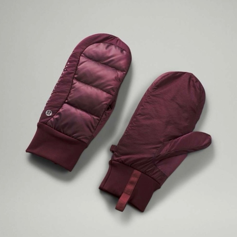 Lululemon Down for it All Mitten